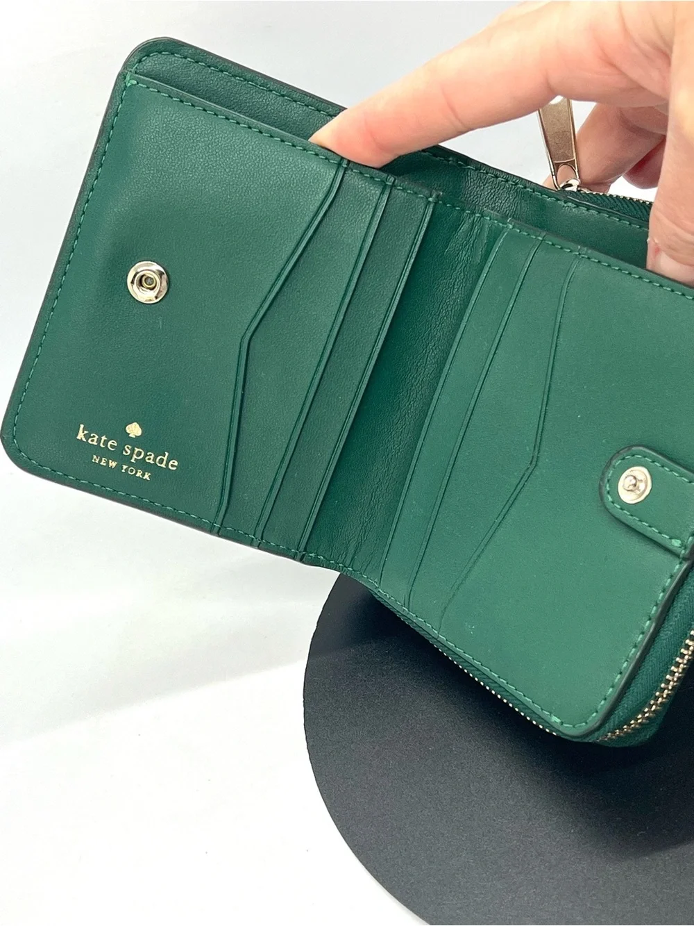 Kate Spade New York Green Zip Around Wallet Coin Purse Compact Wallet